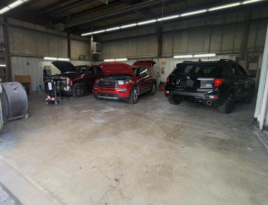 Images T & P Auto Body Repair/Paint Center