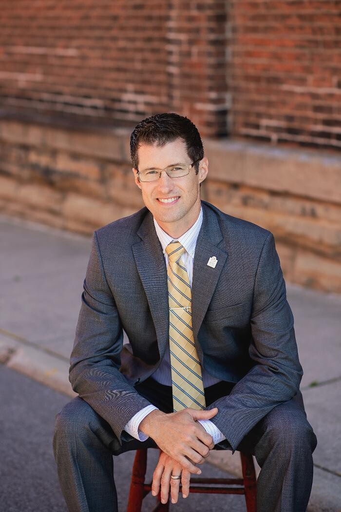 Images Frank Van Dresser Team: RE/MAX Quality Realty