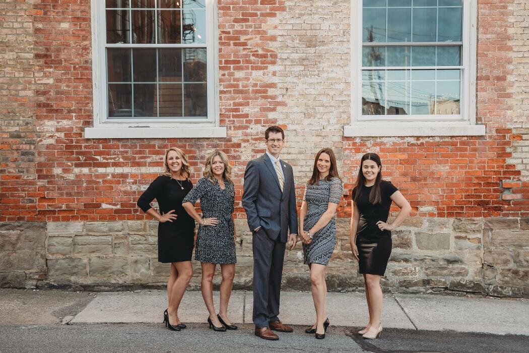 Images Frank Van Dresser Team: RE/MAX Quality Realty