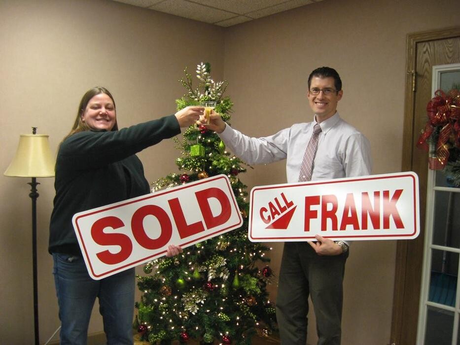 Images Frank Van Dresser Team: RE/MAX Quality Realty