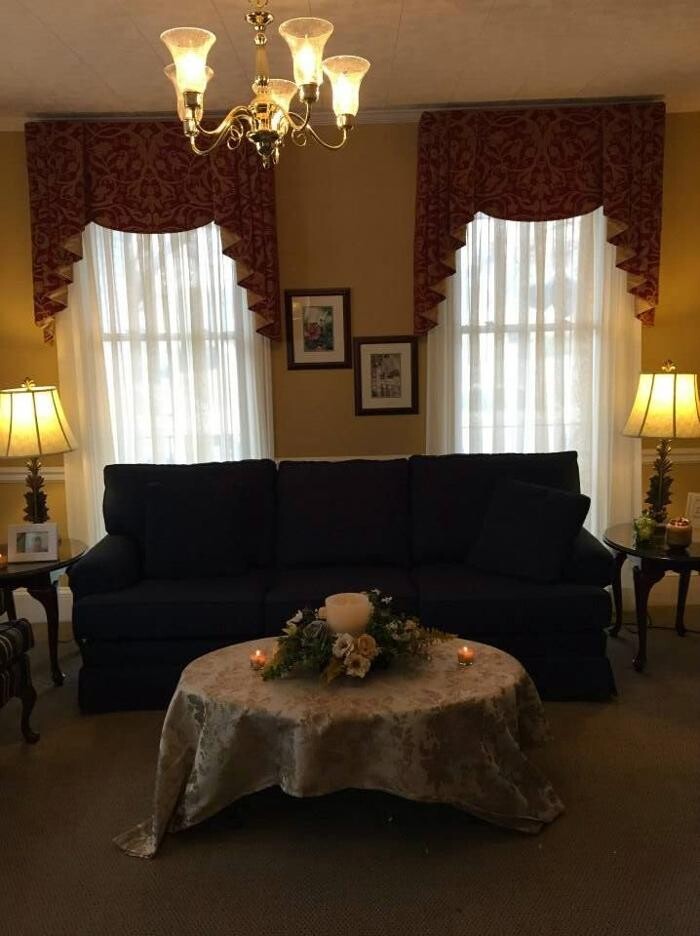 Images Colonial Funeral Home of Leesburg