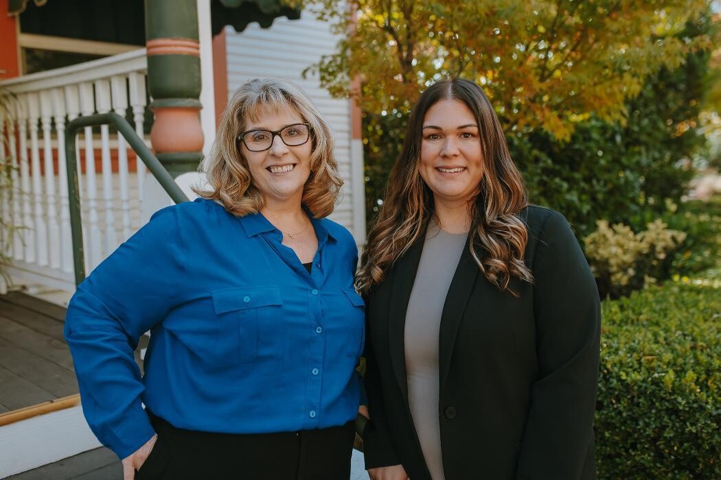 Images Desiree Vance, PC