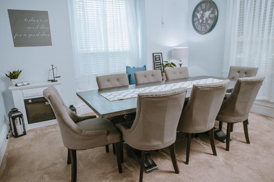 Images Desiree Vance, PC