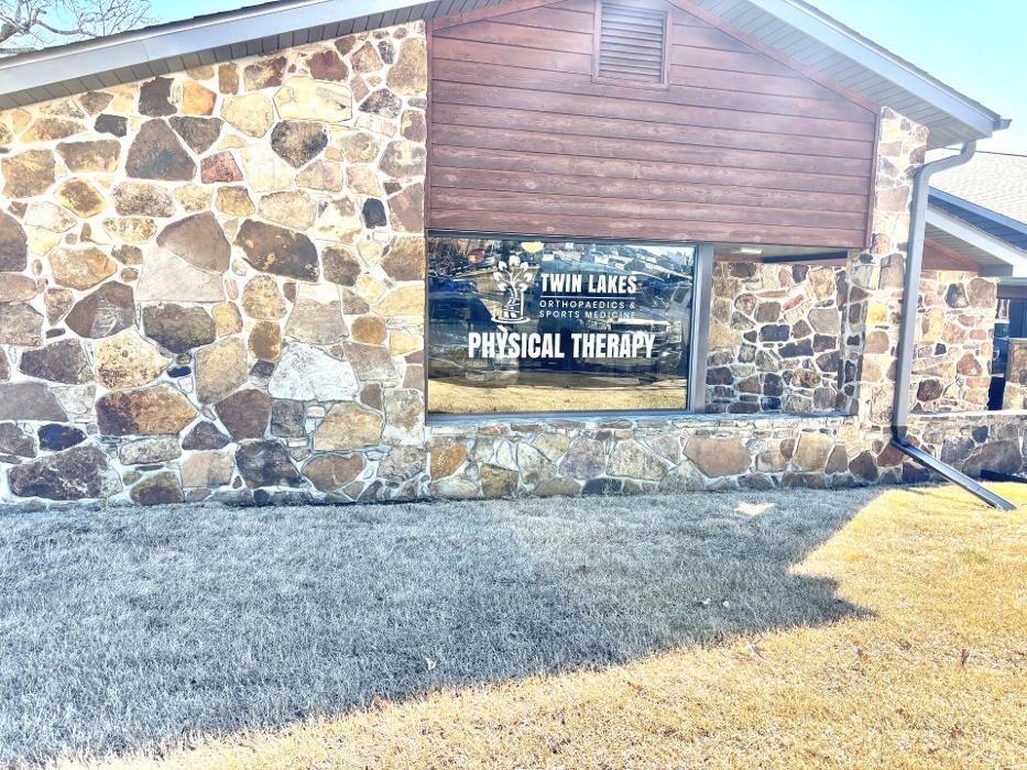 Images Twin Lakes Orthopaedics & Sports Medicine