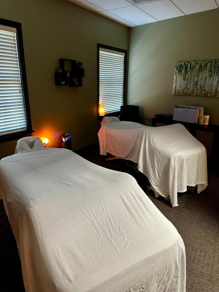 Images Hand In Health Massage Therapy