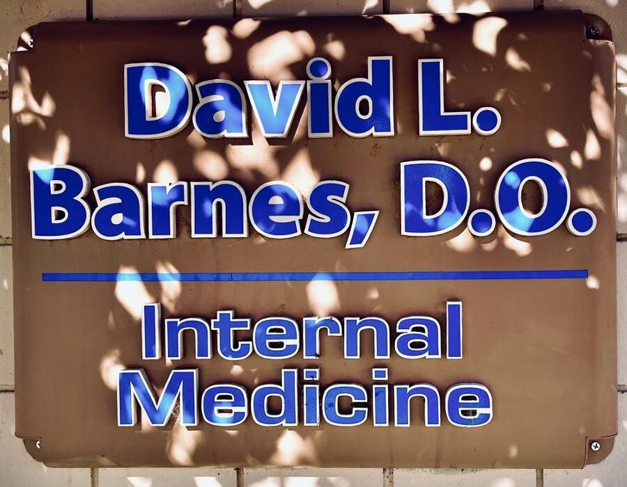 Images David L. Barnes, DO