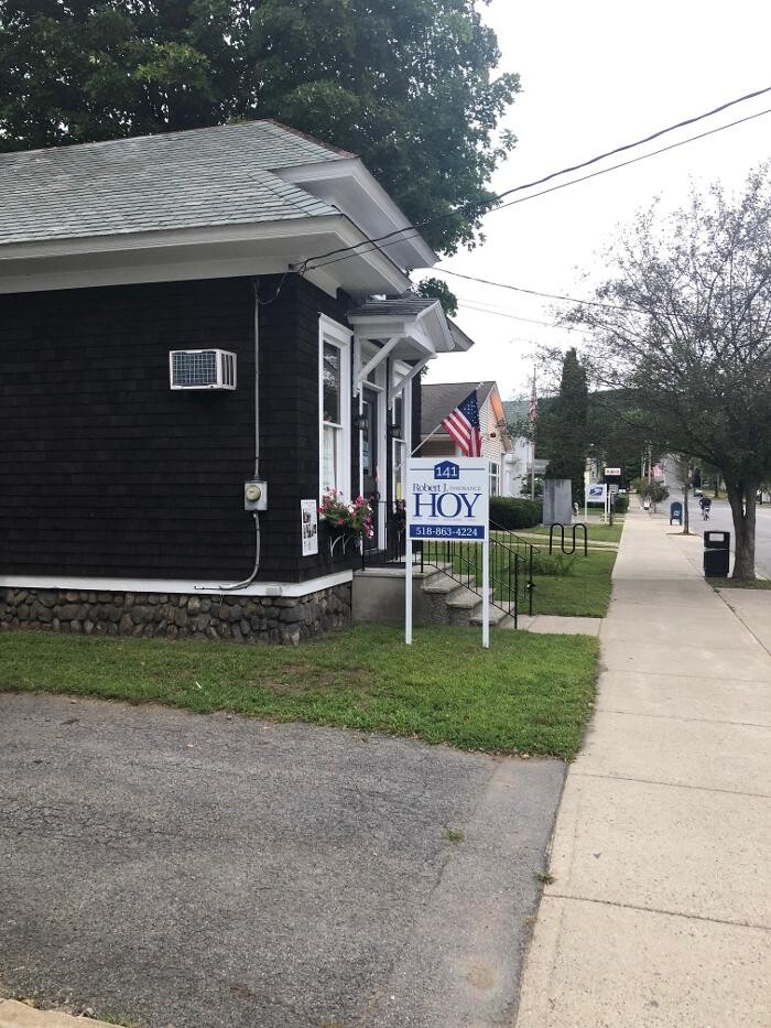 Images Robert J. Hoy Agency, Inc.