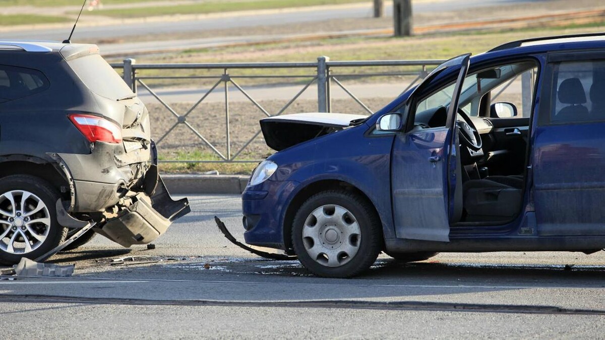 Images Robert J. Hoy Agency, Inc.