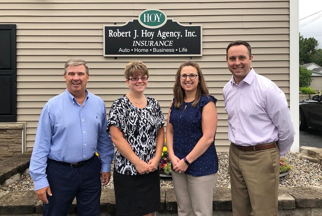 Images Robert J. Hoy Agency, Inc.