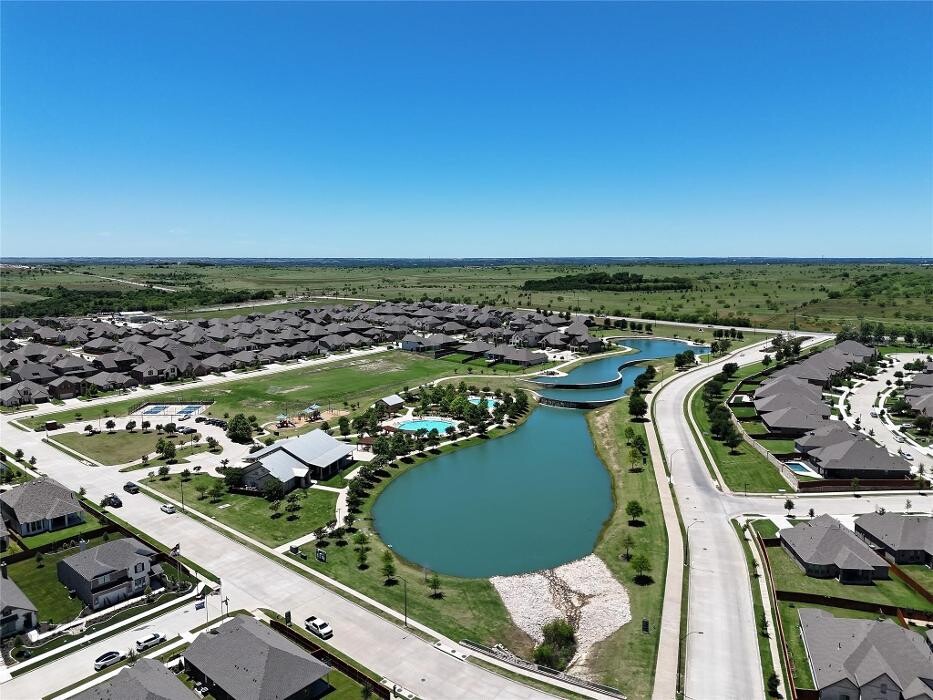 Images Trinity Group Realty
