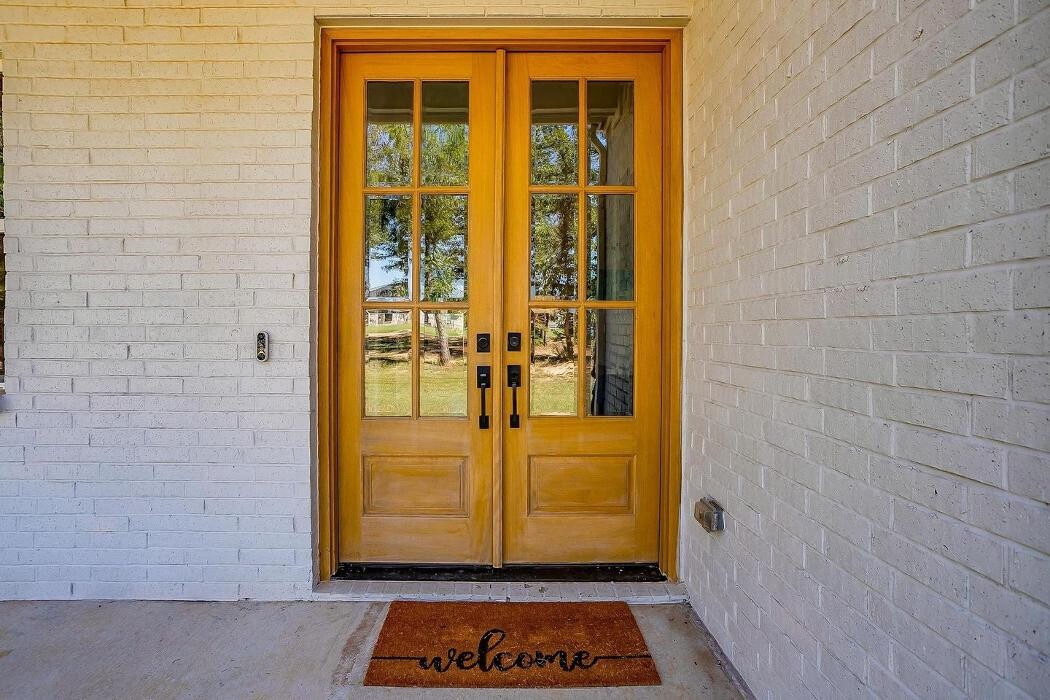 Images Trinity Group Realty