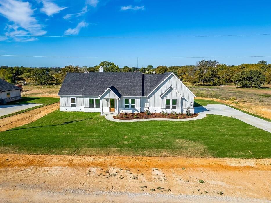 Images Trinity Group Realty