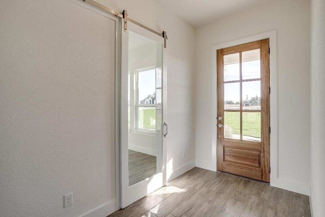 Images Trinity Group Realty