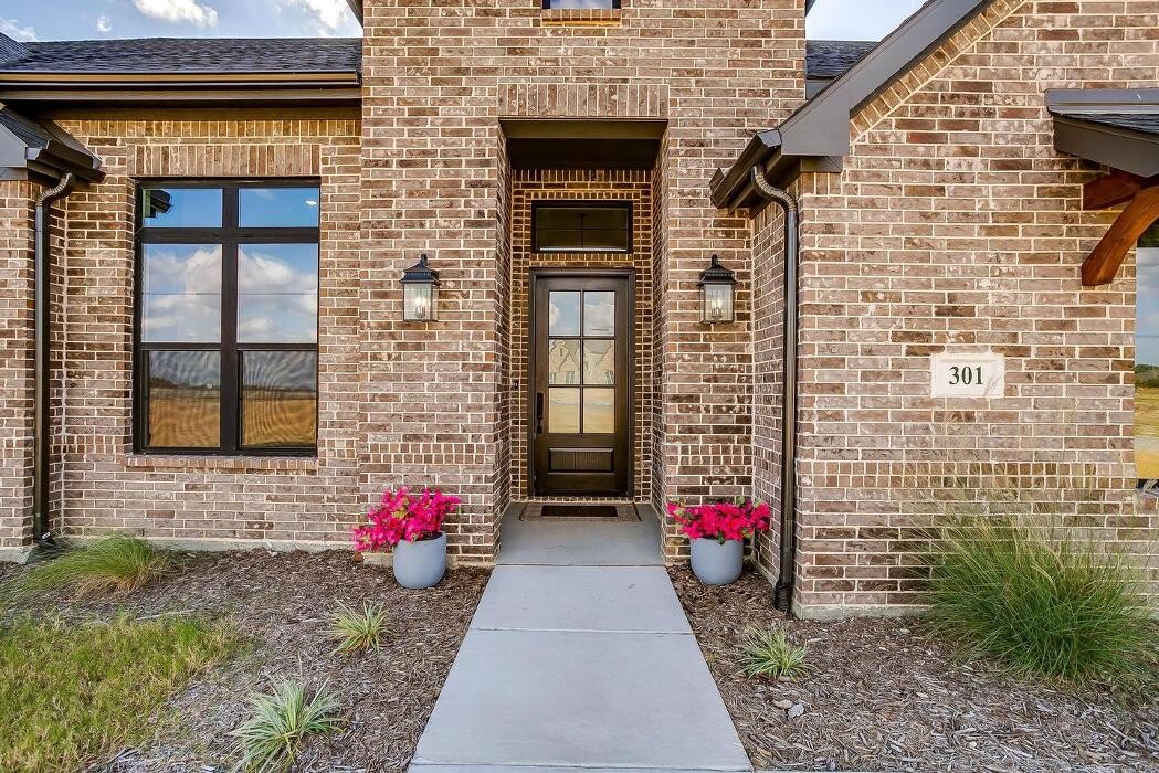 Images Trinity Group Realty