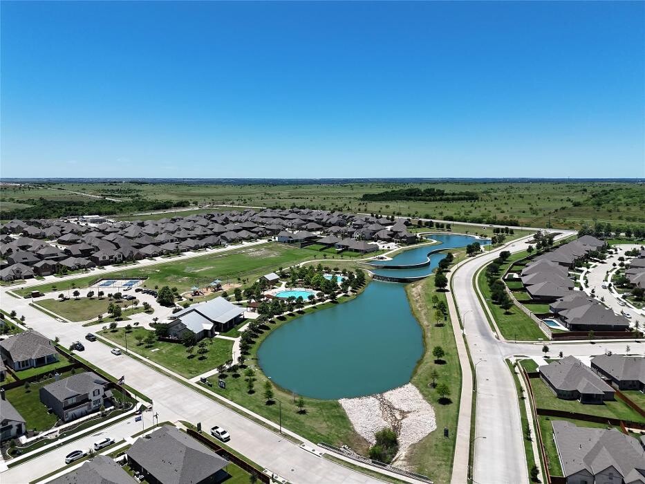 Images Trinity Group Realty
