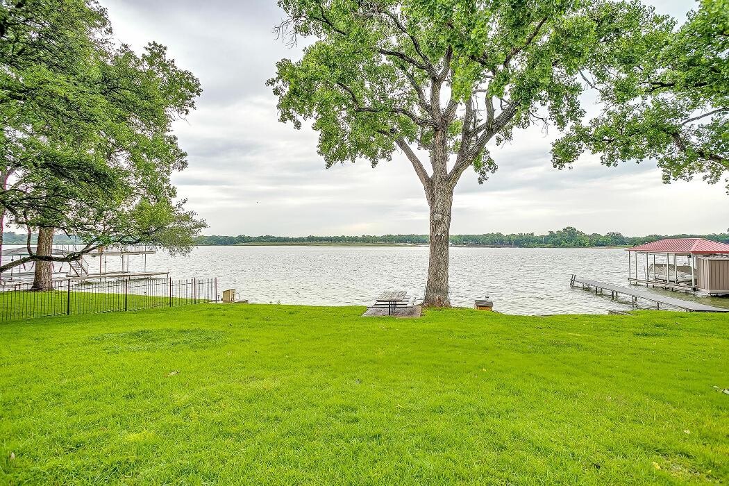 Images Trinity Group Realty