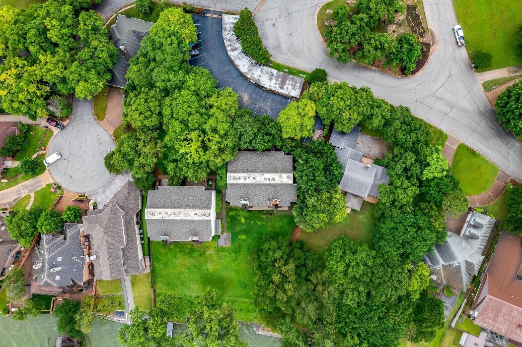 Images Trinity Group Realty