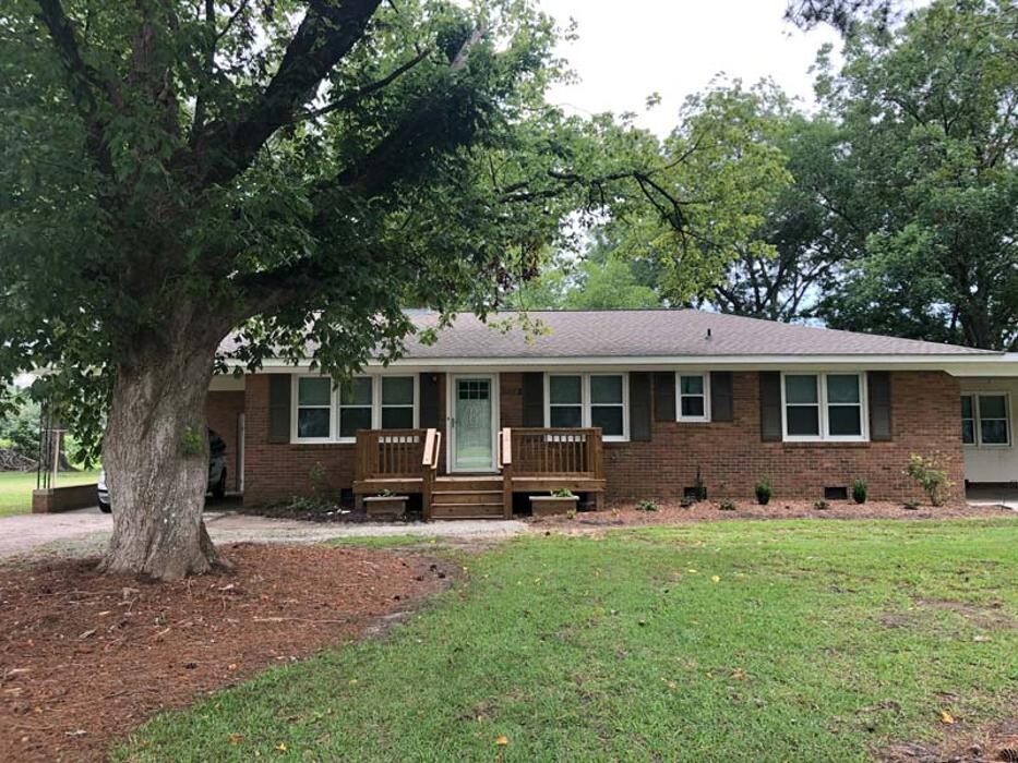 Images Country Living Guest Home, Inc.