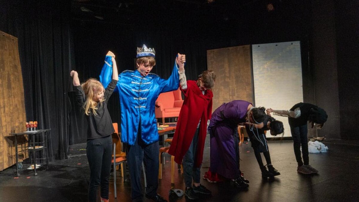 Images The Field School