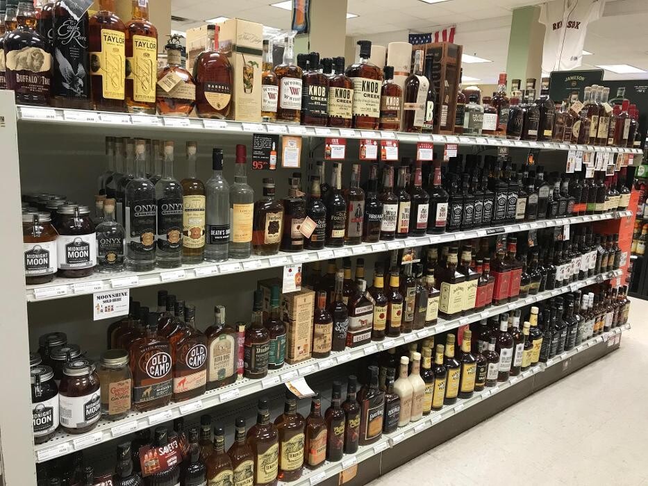 Images D'Angelo's Wine & Spirits