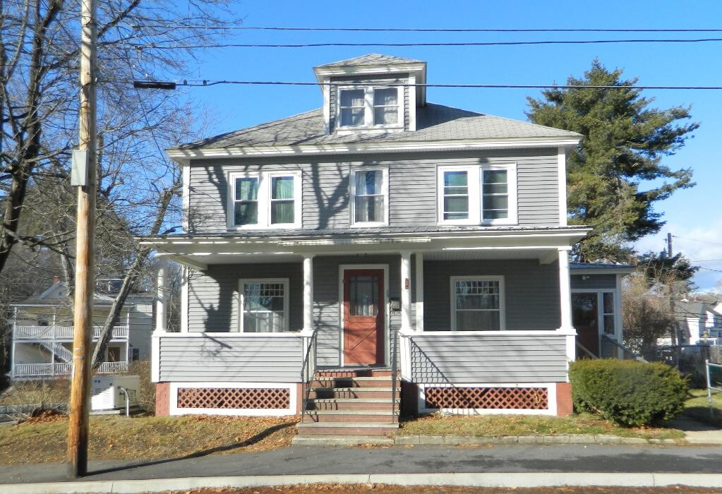 Images Town Square Realty Group