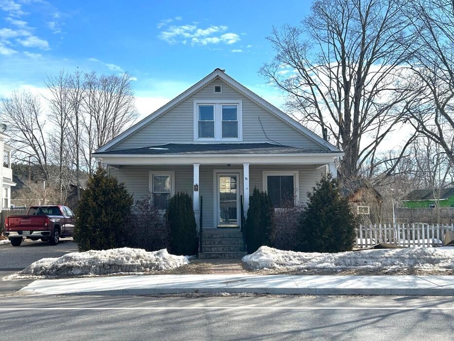 Images Town Square Realty Group