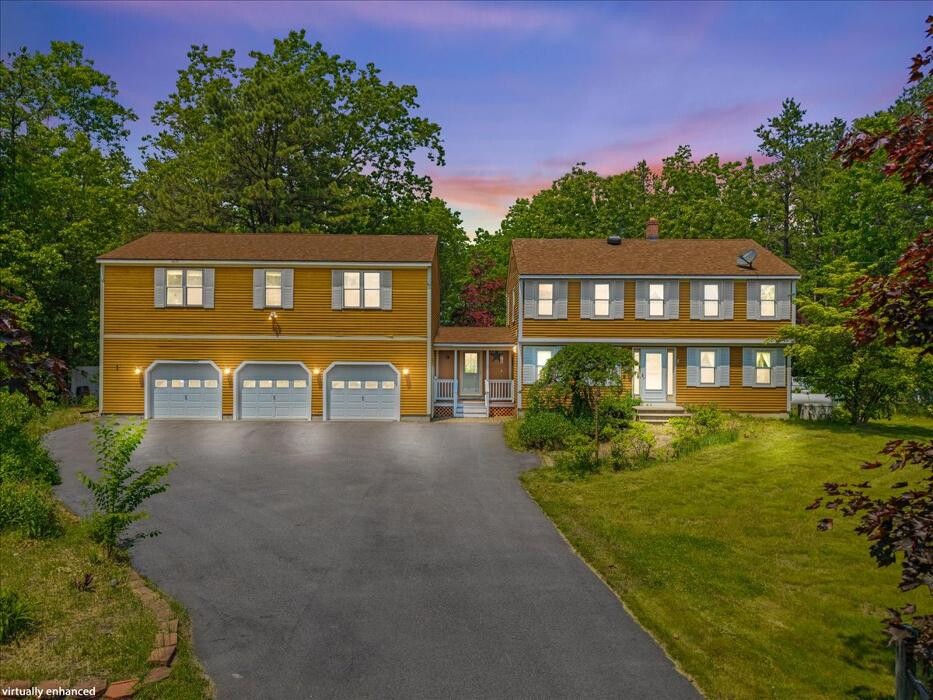 Images Town Square Realty Group