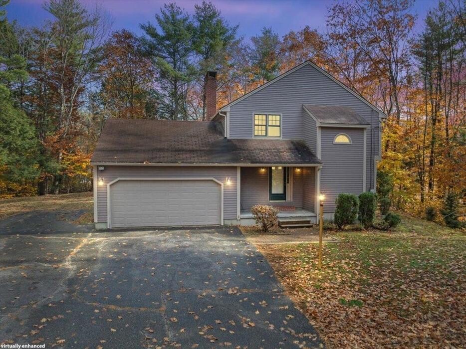Images Town Square Realty Group