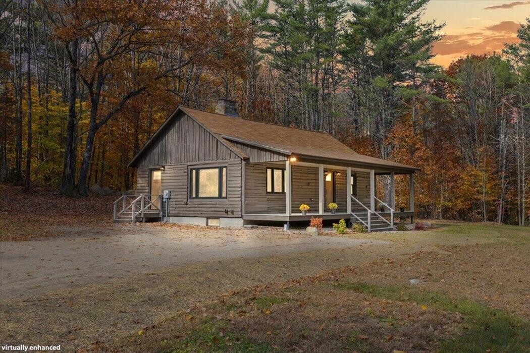 Images Town Square Realty Group