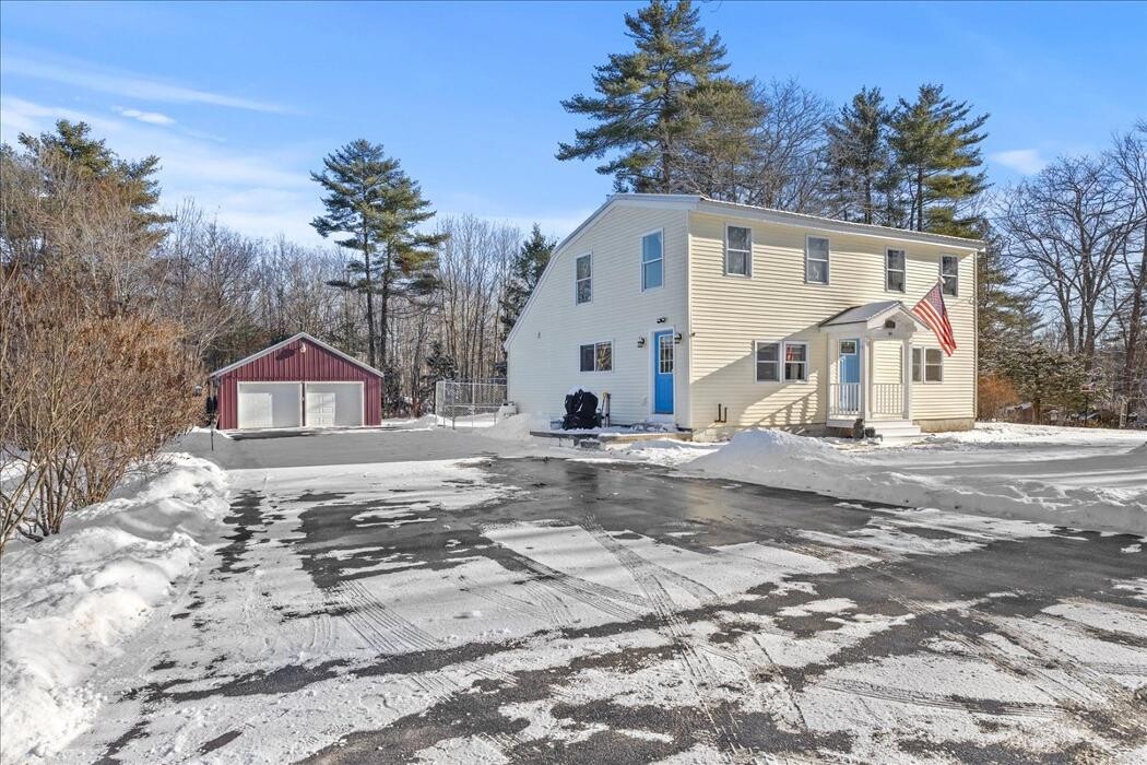 Images Town Square Realty Group