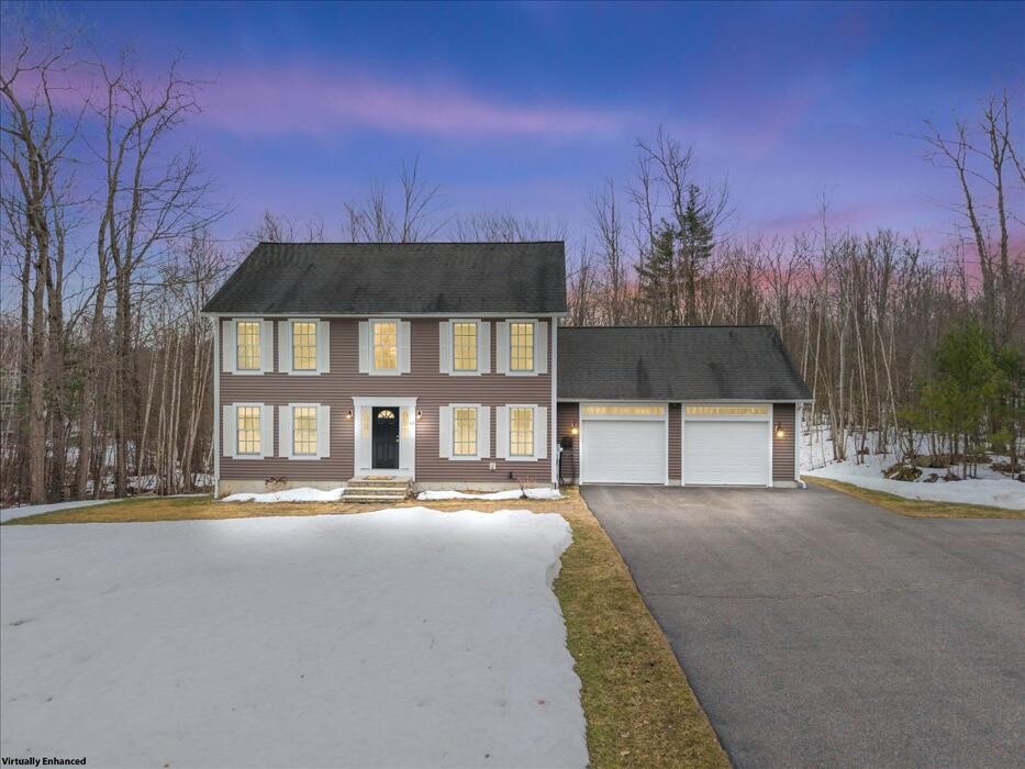 Images Town Square Realty Group