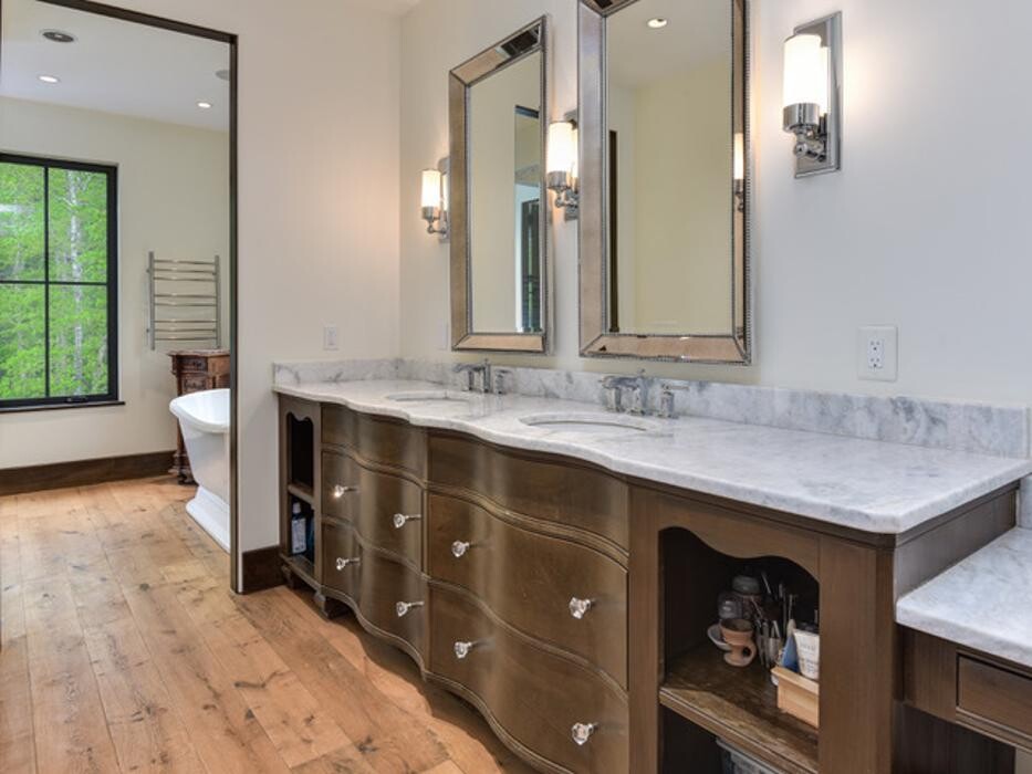 Images ID.ology Interiors & Design