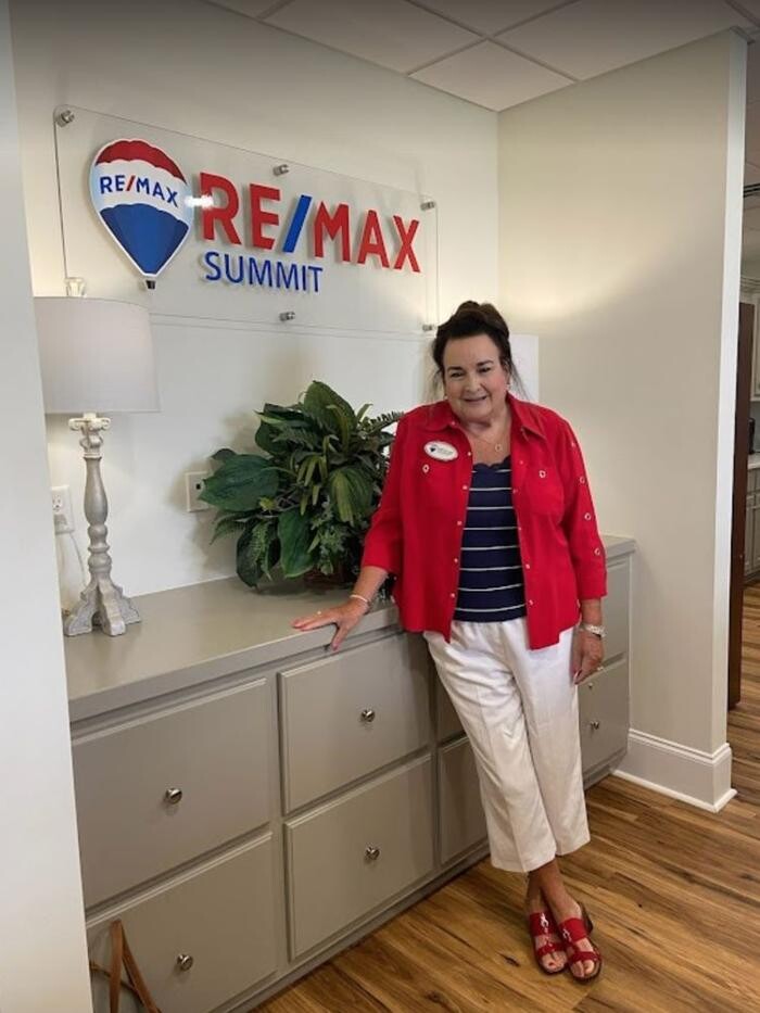 Images RE/MAX SUMMIT