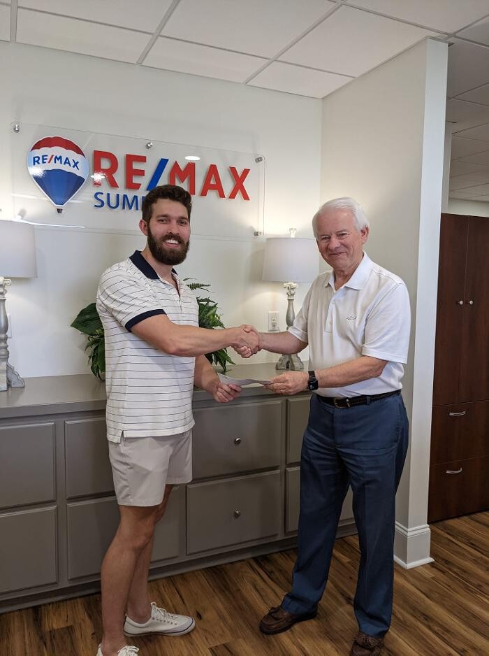 Images RE/MAX SUMMIT