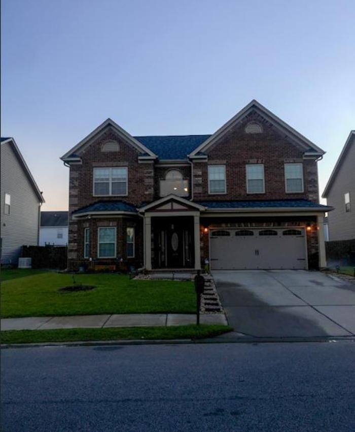 Images RE/MAX SUMMIT