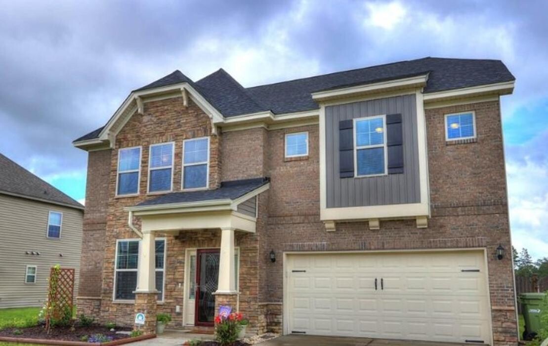 Images RE/MAX SUMMIT