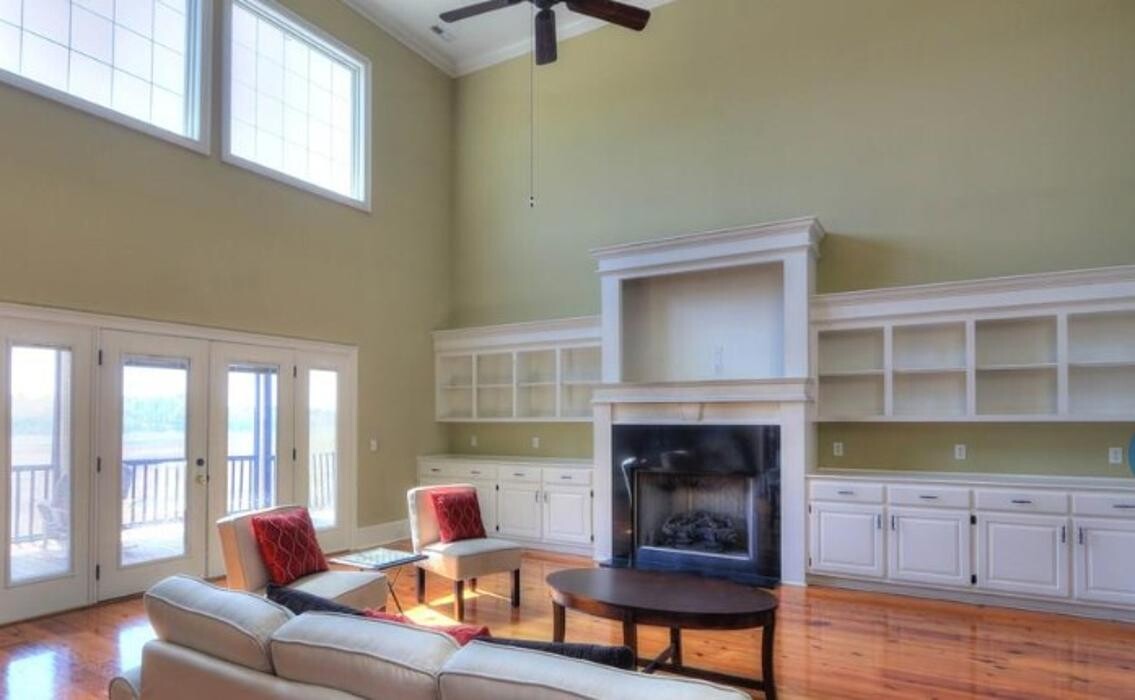 Images RE/MAX SUMMIT