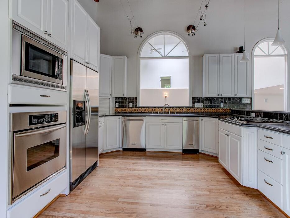 Images Rose Real Estate Group