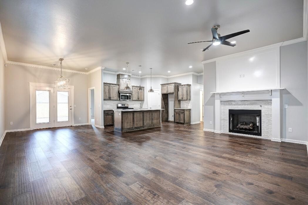 Images SEMCO Construction