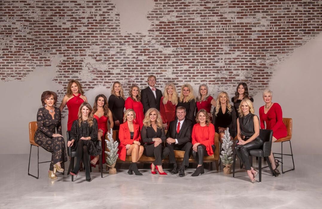Images The Agency, Kerri Payne James Real Estate Team