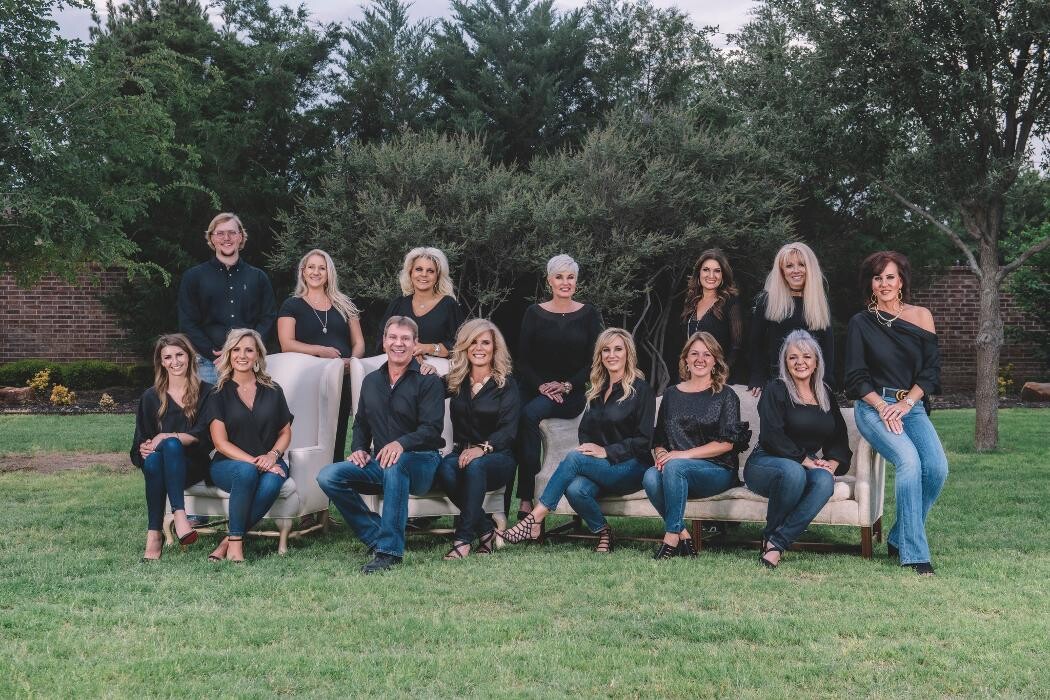 Images The Agency, Kerri Payne James Real Estate Team