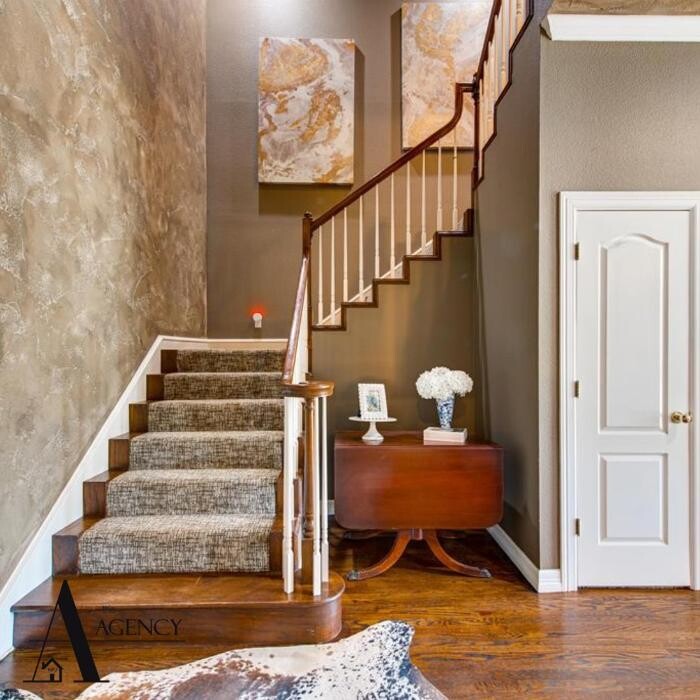 Images The Agency, Kerri Payne James Real Estate Team