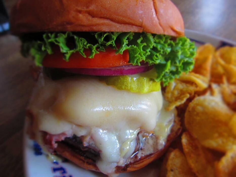 Images Barker's Bar & Grill