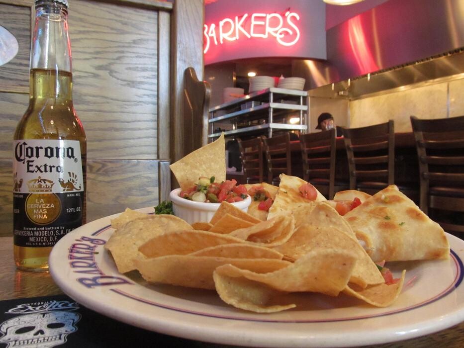 Images Barker's Bar & Grill