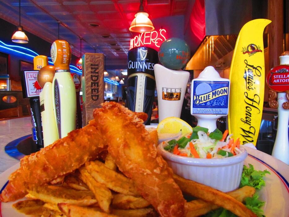 Images Barker's Bar & Grill