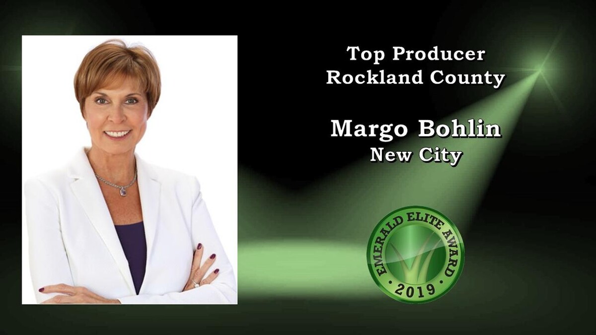 Images Margo Bohlin, Howard Hanna Rand Realty