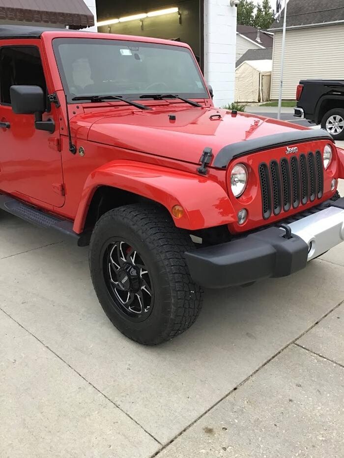 Images LaSalle Body & Fender, Inc.