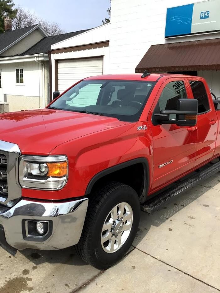 Images LaSalle Body & Fender, Inc.