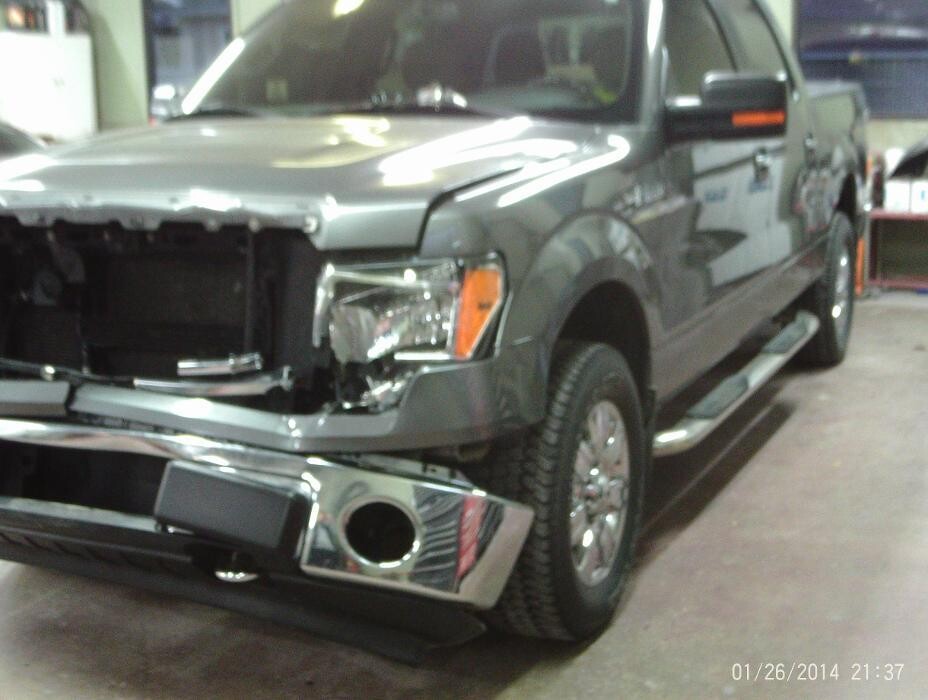 Images LaSalle Body & Fender, Inc.