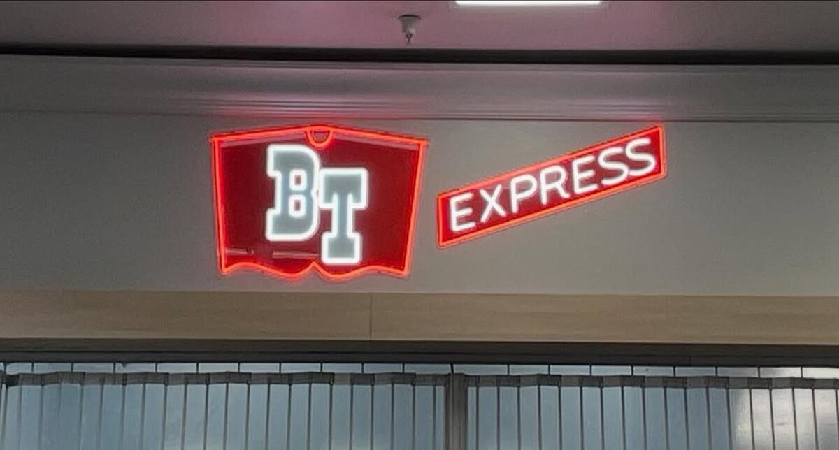 Images Fluorescent Signs Inc